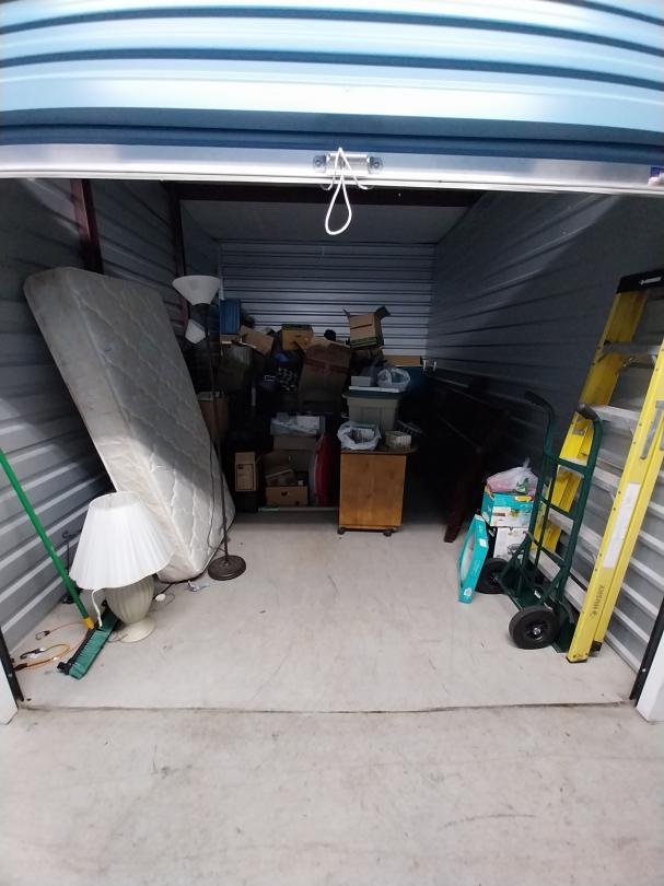 Storage Unit Auction in Griffin, GA at General Storage Griffin ends